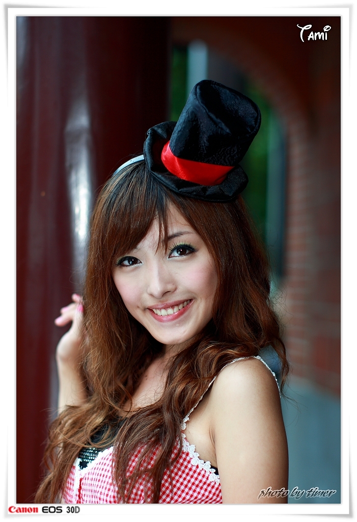 台湾清纯美女-Tami-兒童育樂中心外拍